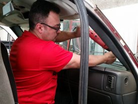Auto glass Replacement