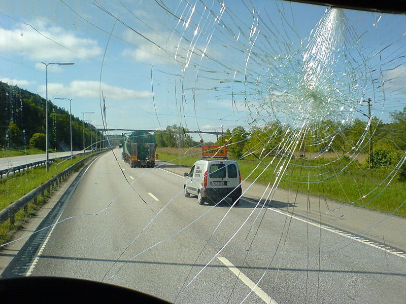 damaged car windshield